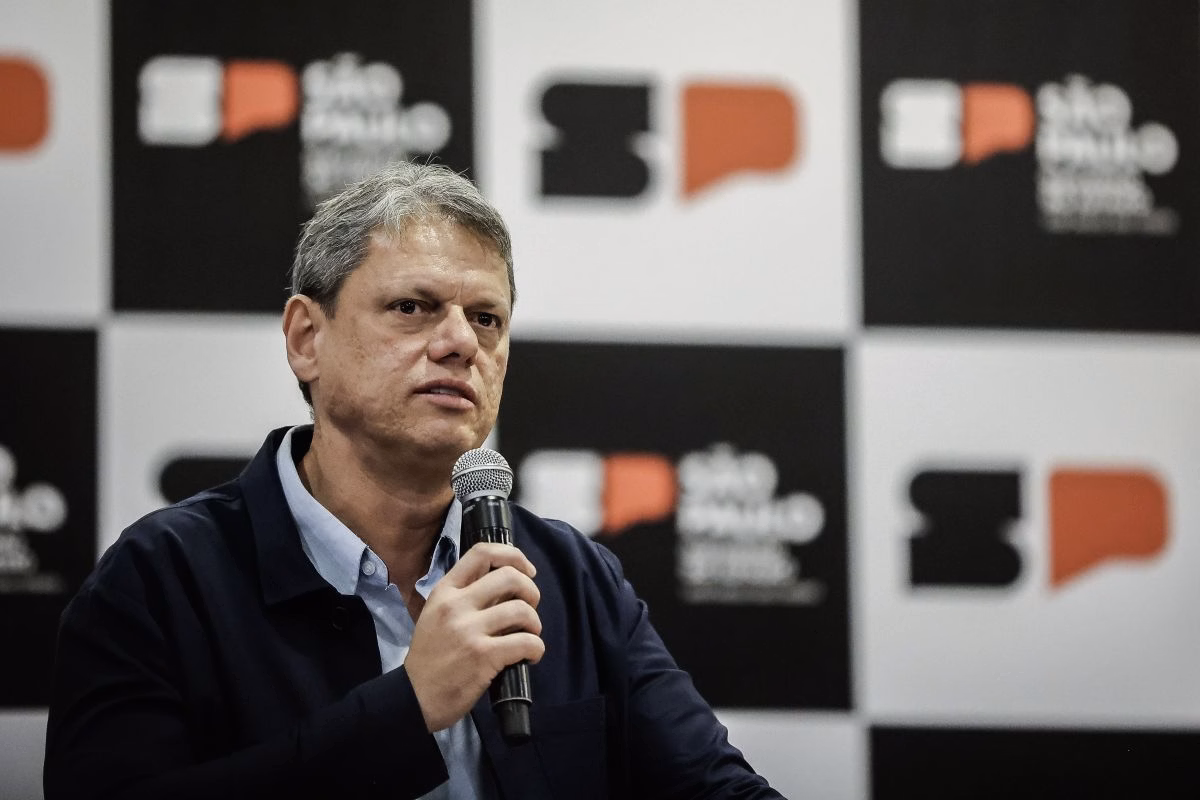 Tarcísio defende anistia como medida de “pacificação” e reafirma inocência de Bolsonaro