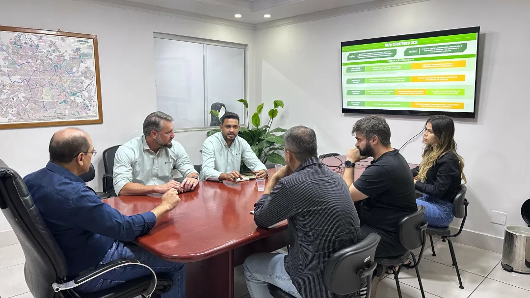 Comurg e Faeg/Senar firmam parceria para capacitação de profissionais da limpeza urbana