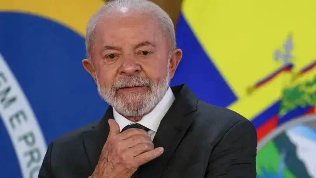 Desaprovação de Lula Cai para 51%; Aprovação Fica em 46%