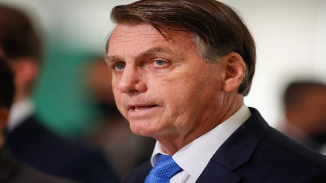 Mesmo com restrições impostas Bolsonaro enviou mais de 300 mensagens