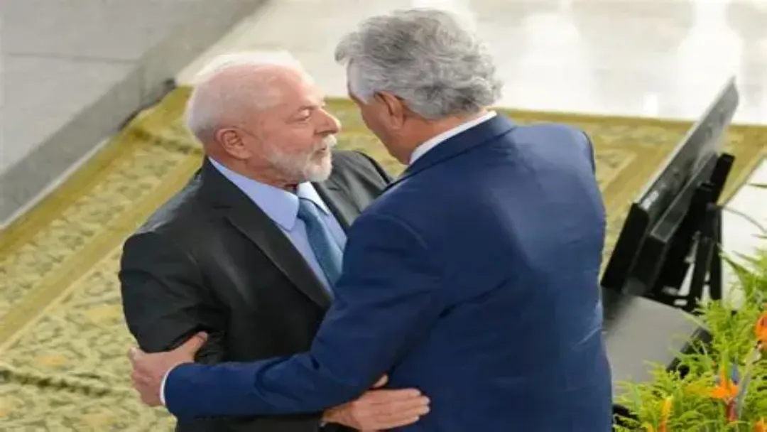 Lula lidera cenários de 2º turno, mas Caiado aparece com 40,3% das intenções de voto