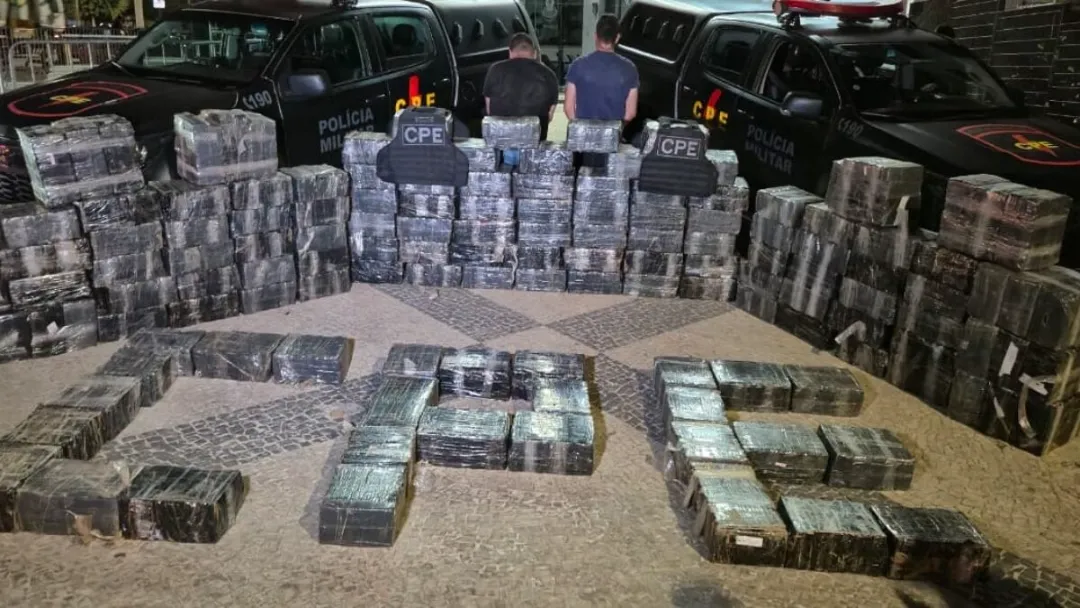 Polícia apreende carga de R$ 14 milhões em maconha em Aparecida de Goiânia