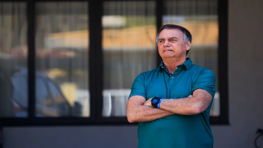 Defesa de Bolsonaro pede ao STF a revogação das medidas cautelares
