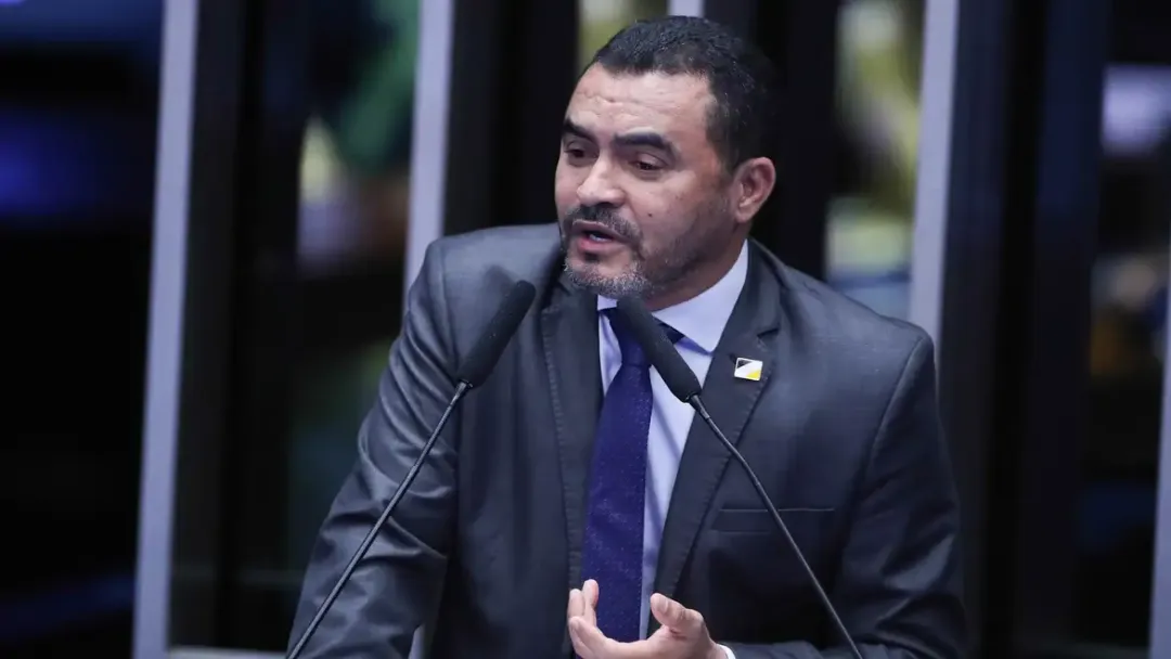 STJ afasta governador do Tocantins por suspeita de fraudes em contratos de cestas básicas