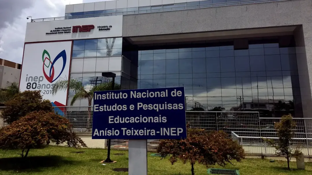 Inep abre seleção de professores para elaboração e revisão do Encceja