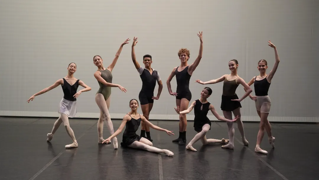 Basileu França conquista 13 prêmios no 4º Festival Internacional de Dança de Porto Alegre