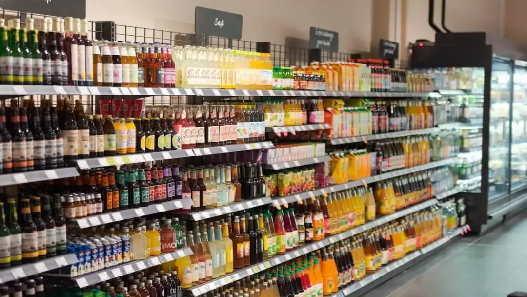 21 distribuidoras de bebidas são fechadas em Goiânia por descumprir horário de funcionamento