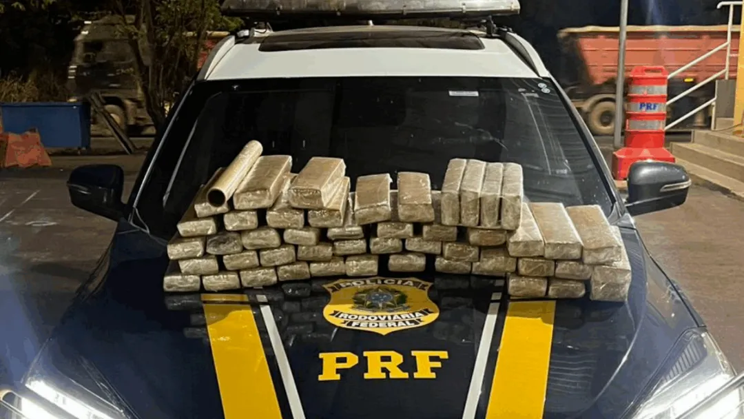 PRF apreende 52 kg de maconha em fiscalização na BR-060, em Rio Verde (GO