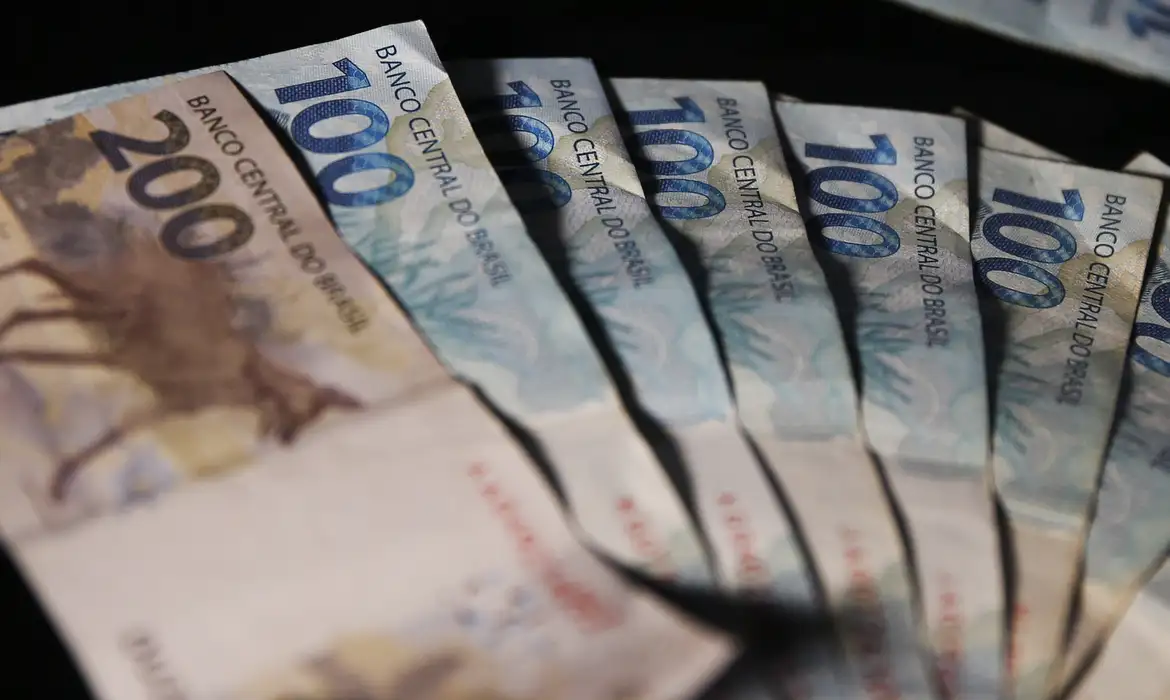 Serasa realiza mutirão de negociação de dívidas com descontos de até 99%