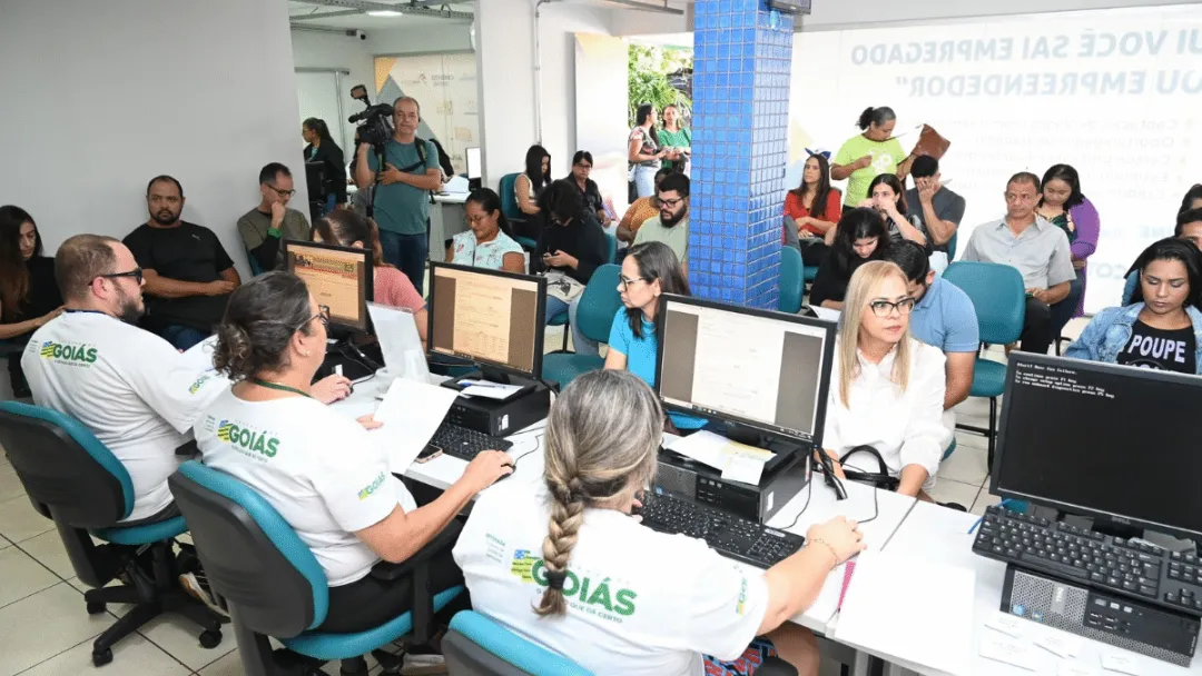 Feirão oferece mais de mil vagas de emprego em Goiânia