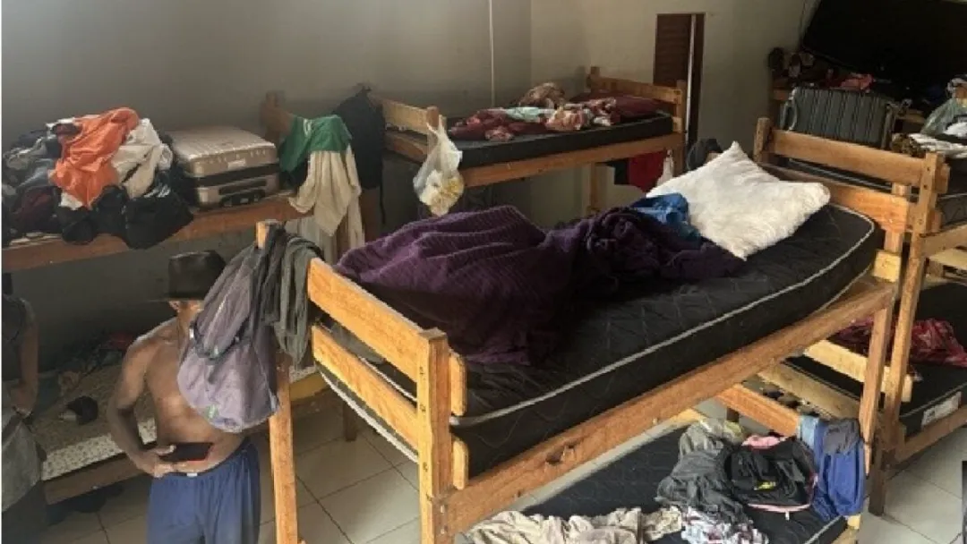 Mais de 100 trabalhadores resgatados de fazenda em Goiás