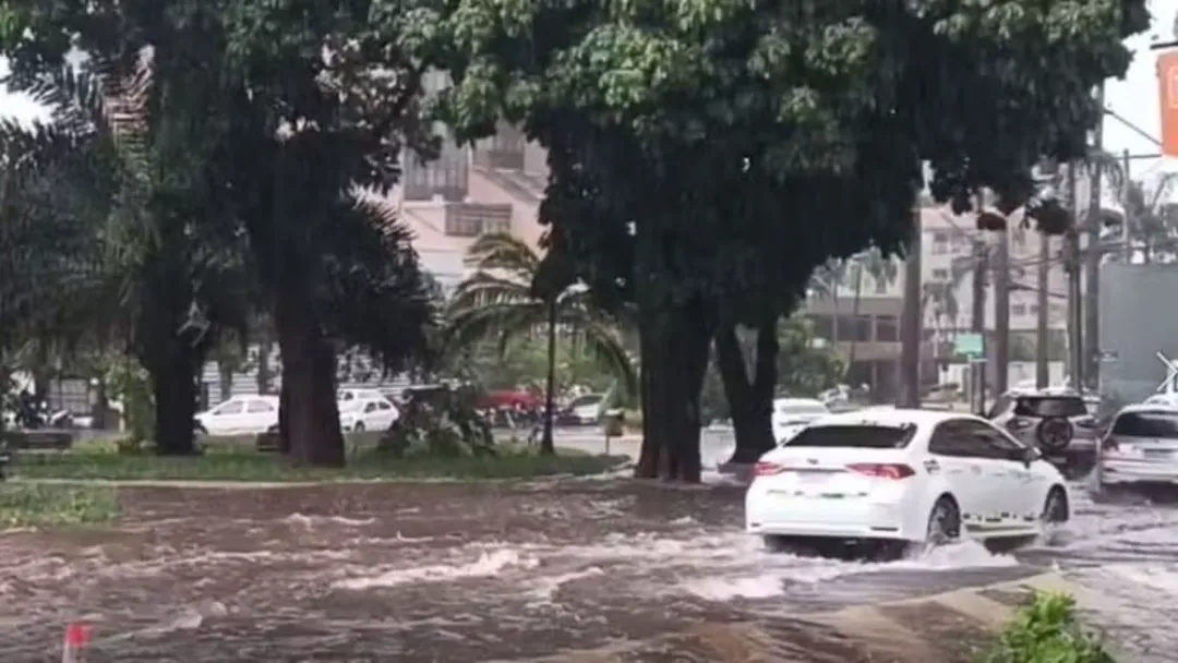 Goiânia: Mais de 100 Pontos de Alagamento em Alerta Crítico