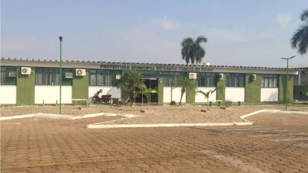Concurso em Santa Tereza de Goiás: 156 vagas e R$ 4,4 mil