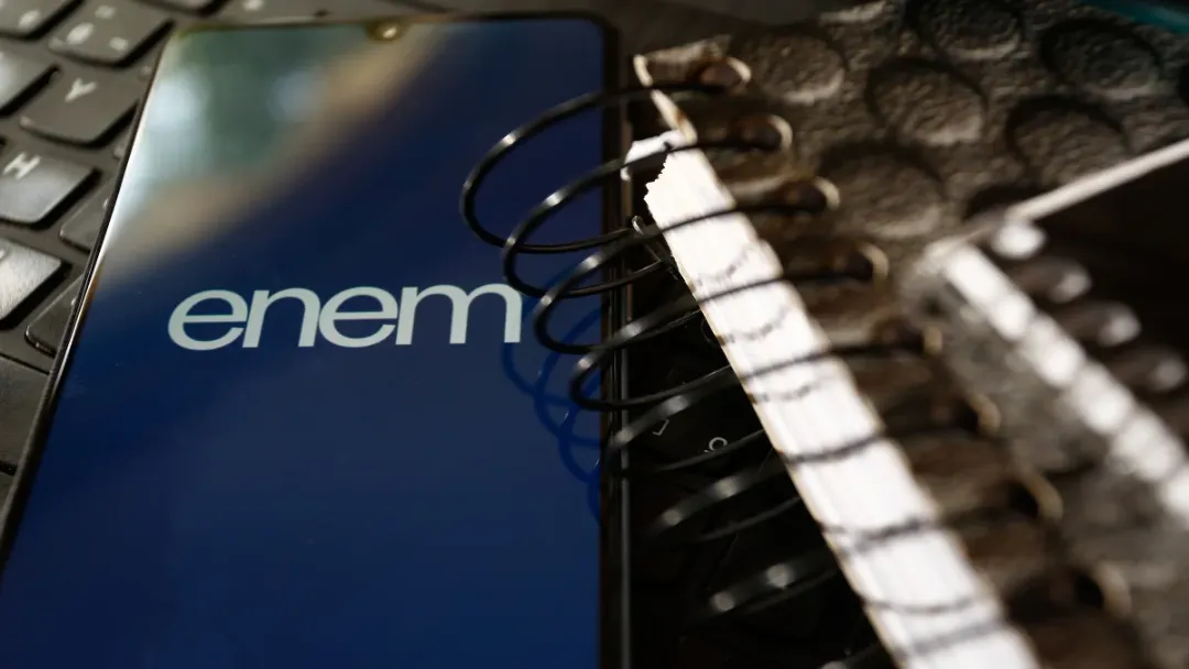 2º dia do Enem 2025 tem abstenção de 30%, diz Inep