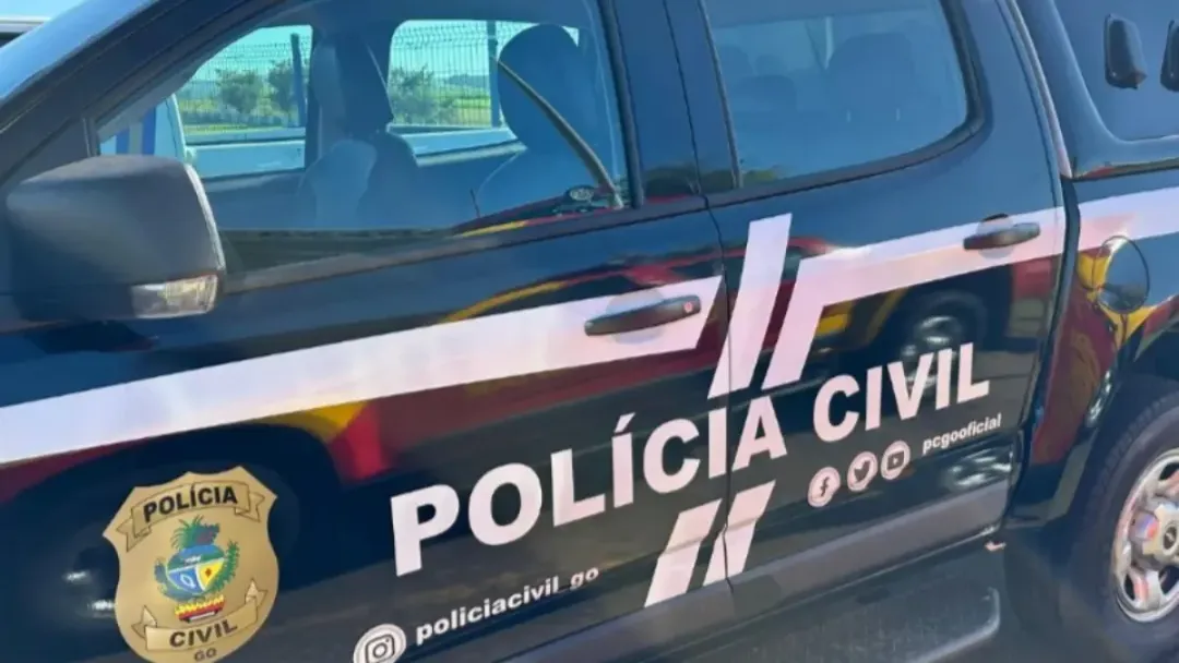CV é alvo de operação por tráfico de armas e drogas em GO