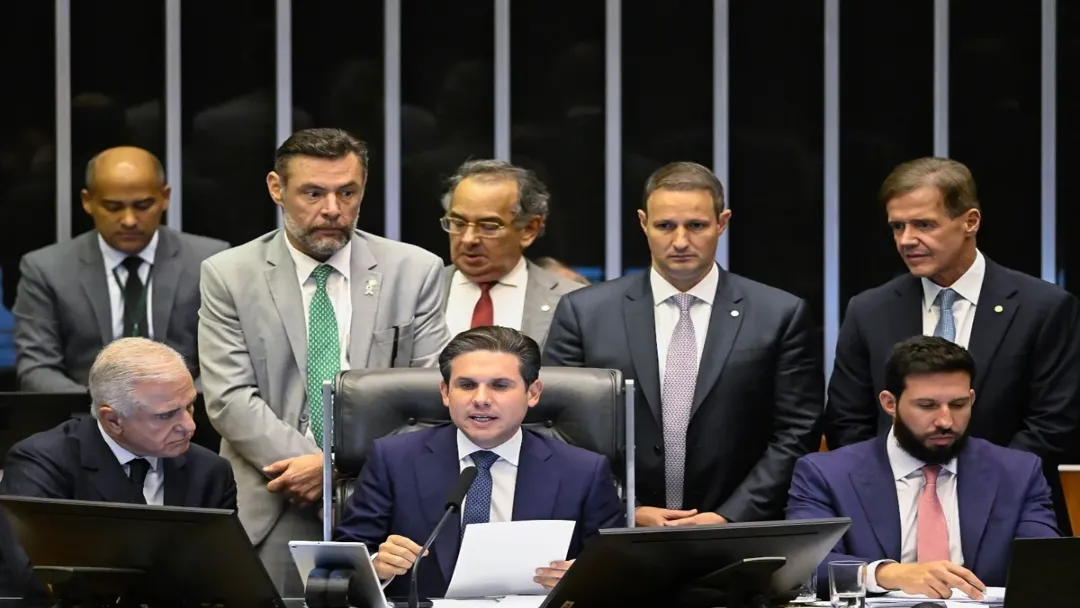 Câmara aprova PL Antifacção de Derrite; derrota do Governo