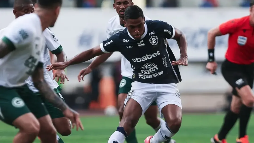 Goiás sofre virada e fica sem acesso na última rodada da Série B