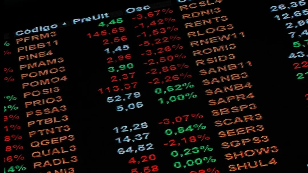 Empresas Deixam Bolsa: O Contraste do Ibovespa Recorde