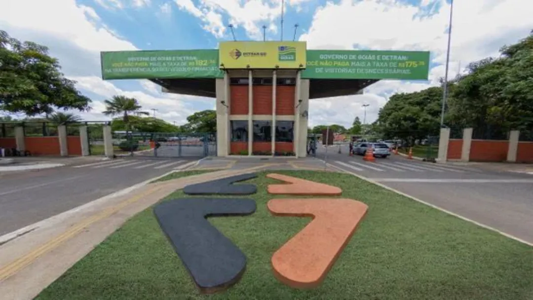 Detran-GO inicia multa de R$ 1.467 por toxicológico vencido