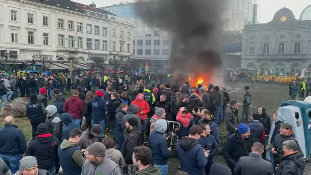 Violência em Bruxelas: Ataques em protesto contra Mercosul