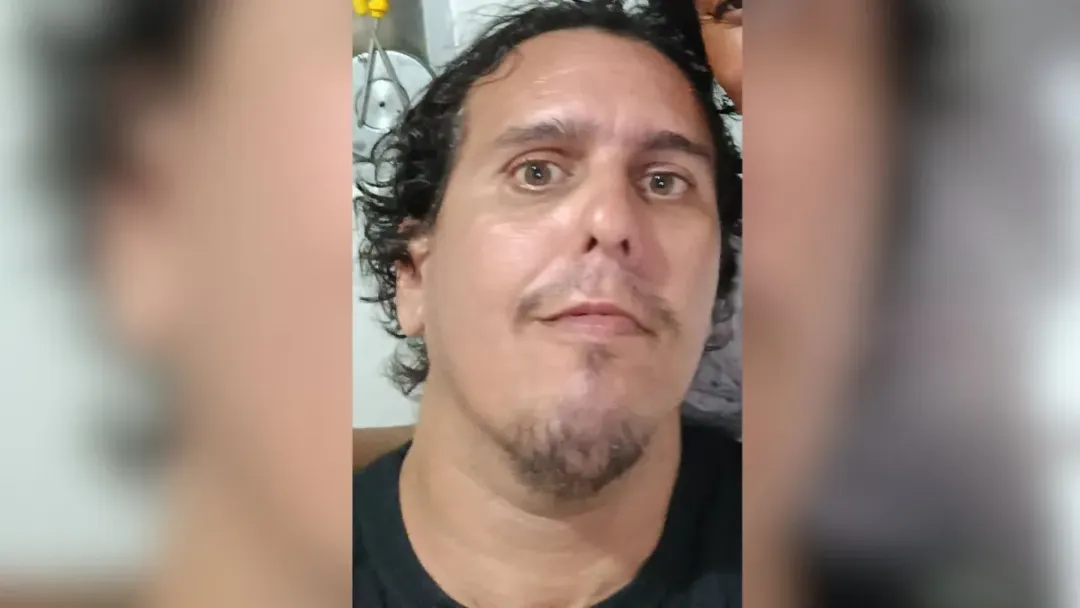 Ceia de Natal em Jaguariúna termina em morte após jovem de 18 anos esfaquear padrasto, mãe e mais três pessoas. Entenda o caso no GS10.