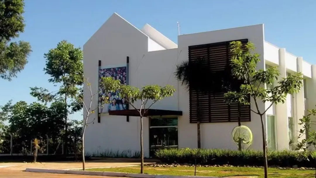 Fundação Pró-Cerrado abre vagas com salários até R$ 12,9 mil