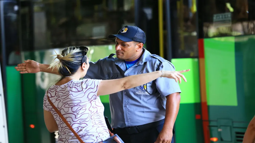 Meia Tarifa: Primeiro dia no Terminal Cruzeiro é marcado por confusão