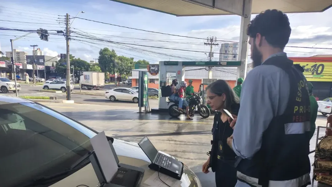 Procon autua 9 postos em Goiás por aumento injustificado no etanol