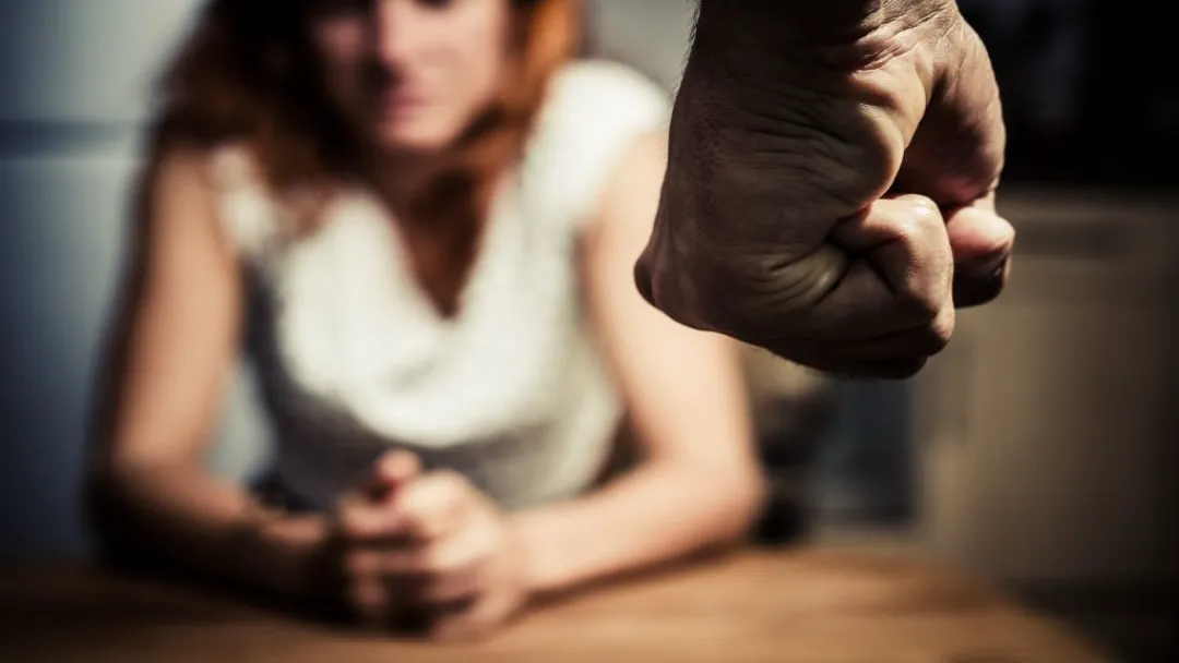 Triste Marca: Brasil Ultrapassa Mil Casos de Feminicídio em 2025