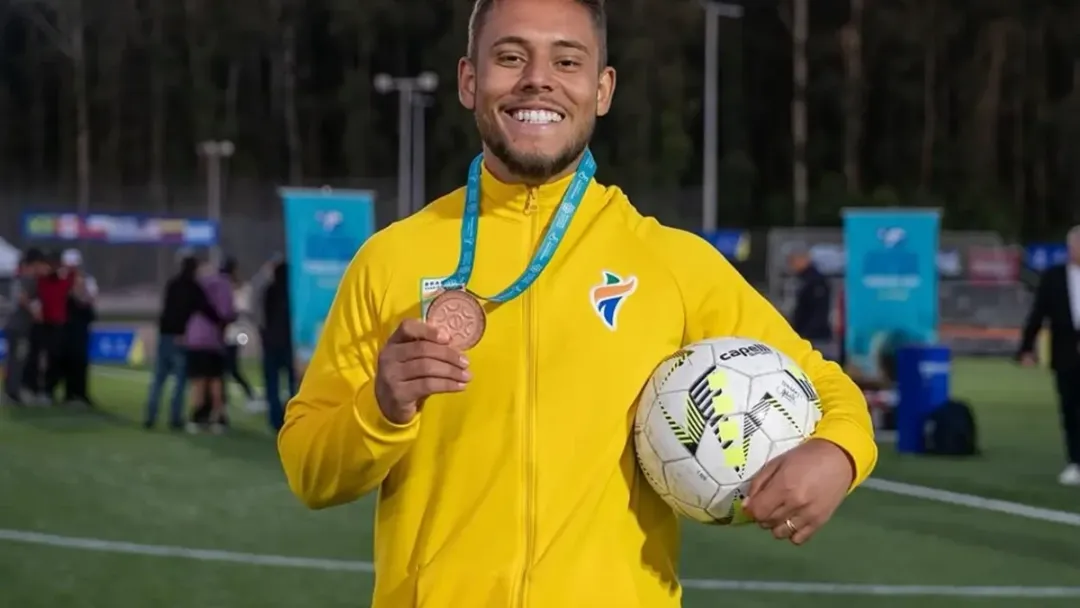 Vini Gol é eleito o melhor do Brasil no futebol para paralisia cerebral