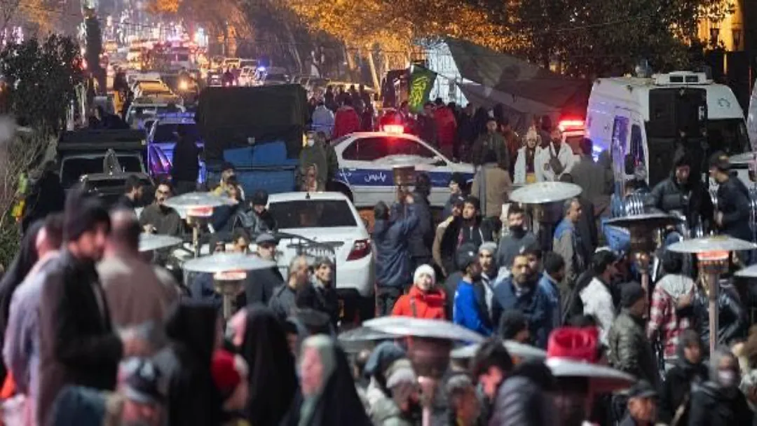 Irã: 70 mortos e 68 horas sem internet em meio a protestos
