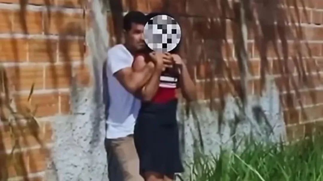Homem morre em Senador Canedo após fazer adolescente refém