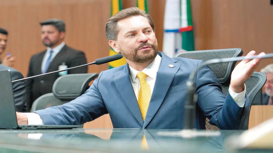 Alego bate recorde com 5,7 mil servidores comissionados