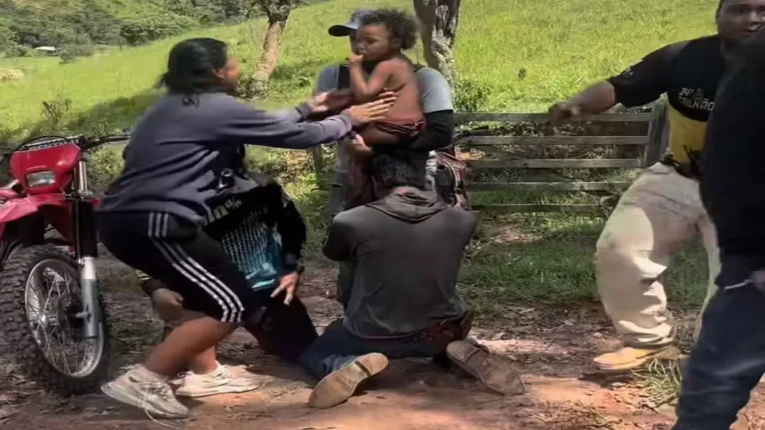 Alice Maciel: Criança desaparecida em Minas é encontrada com vida