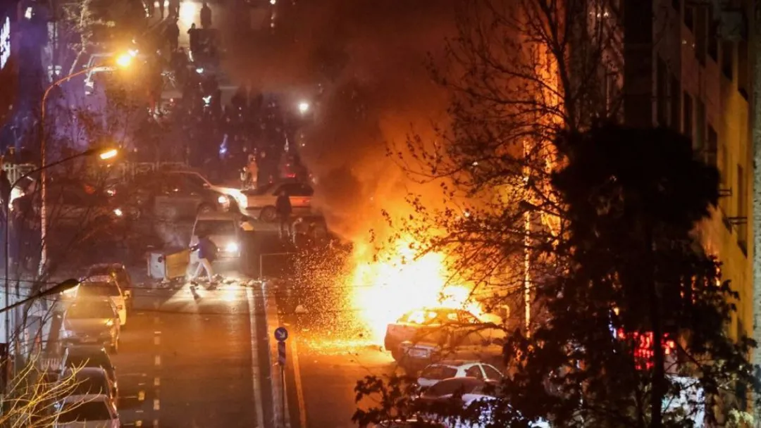 Irã: Protestos contra o regime deixam 43 mil mortos, diz ONG