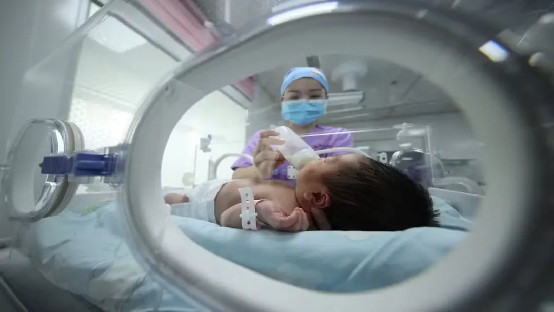 Natalidade na China cai ao nível mais baixo da história em 2025