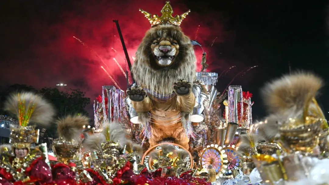 Viradouro é campeã do Carnaval 2026 com homenagem a Mestre Ciça