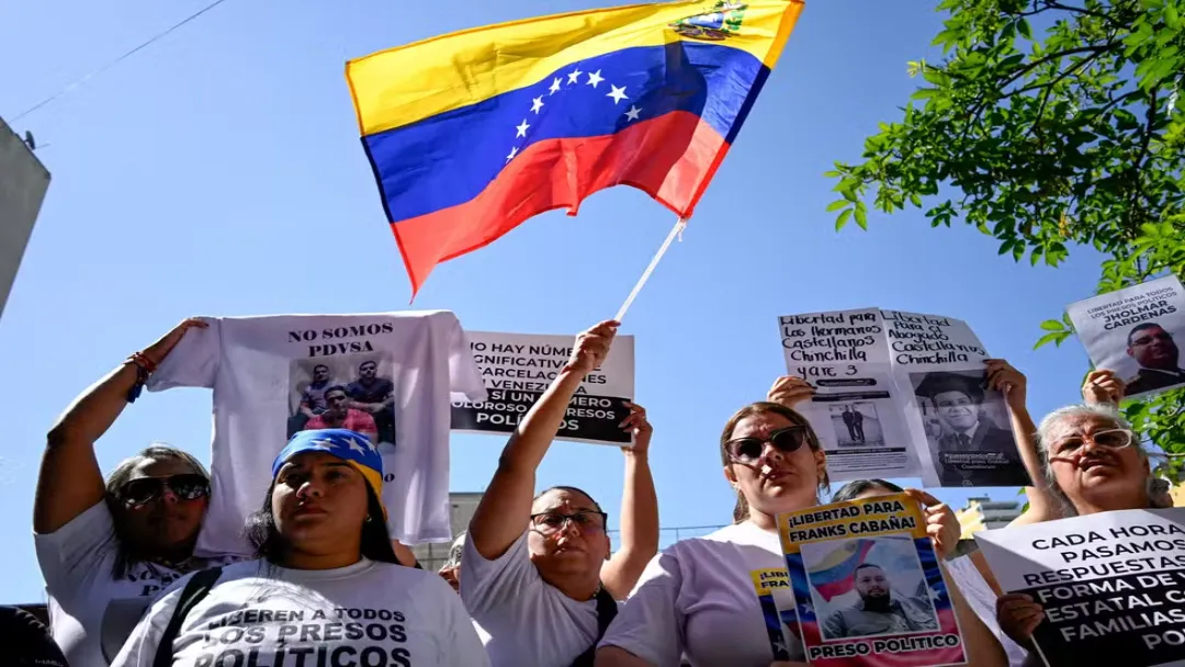 Venezuela aprova lei de anistia para presos políticos com restrições