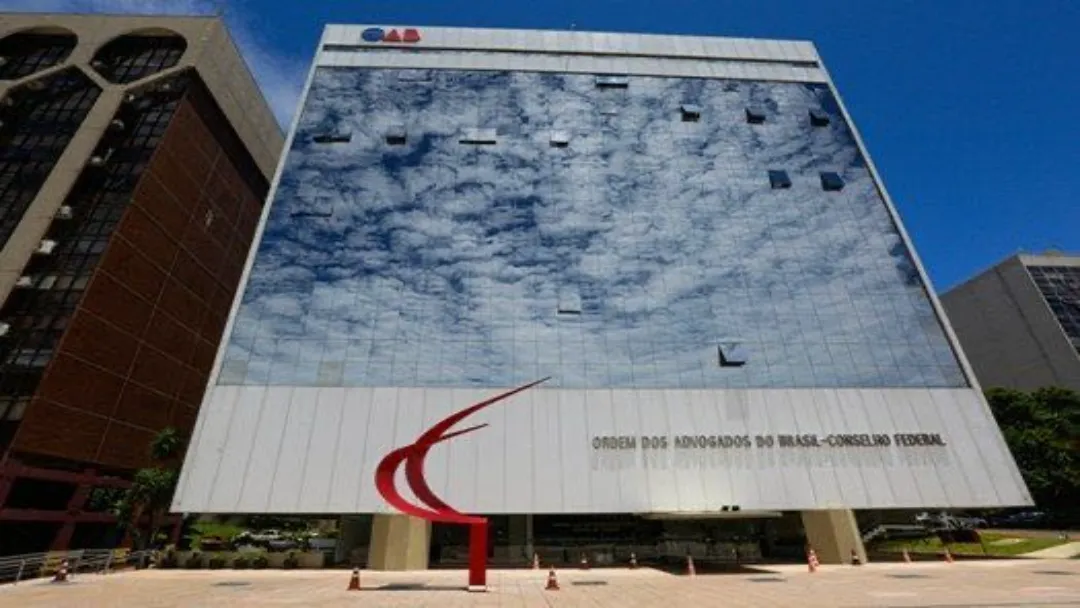 OAB pede a Edson Fachin o fim do Inquérito das Fake News no STF
