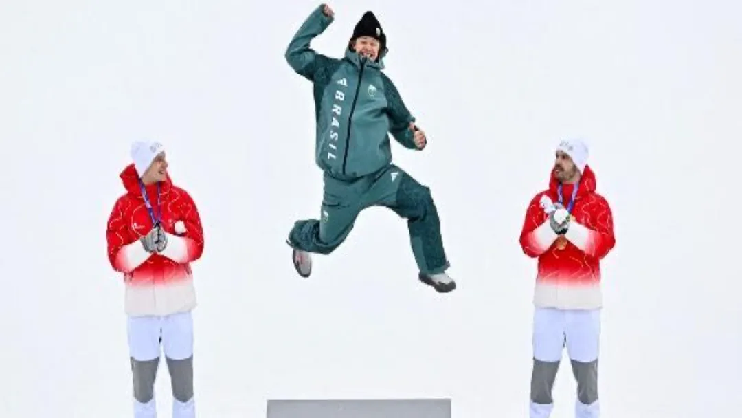 Histórico: Lucas Pinheiro conquista o primeiro ouro do Brasil nos Jogos de Inverno.