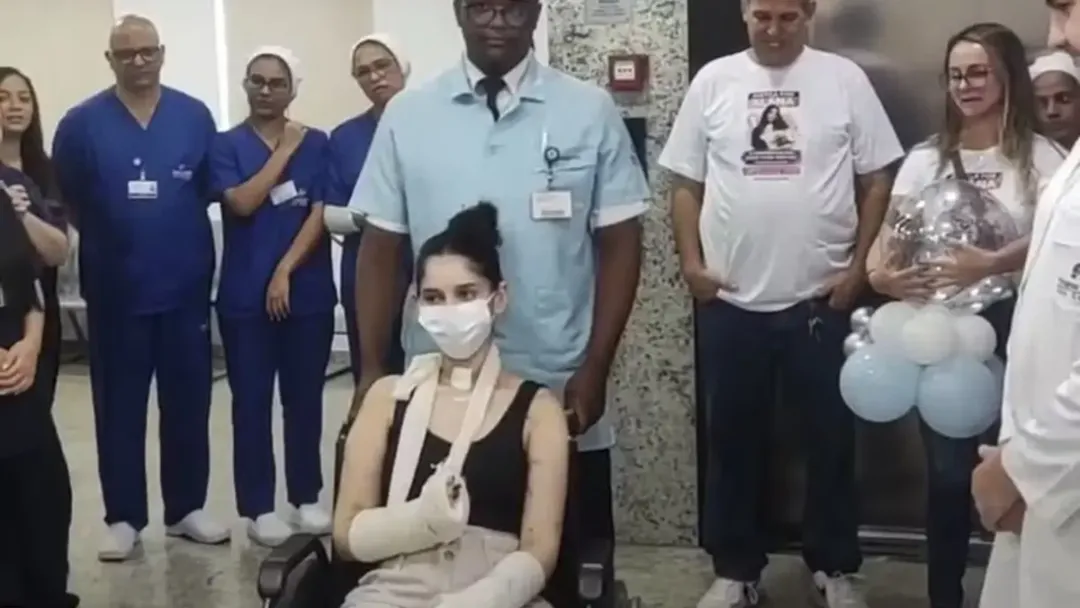 Alana Anísio recebe alta após levar 15 facadas por negar namoro no Rio