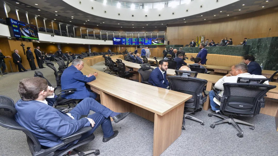Deputados aprovam fim da "Taxa do Agro" em definitivo na Alego