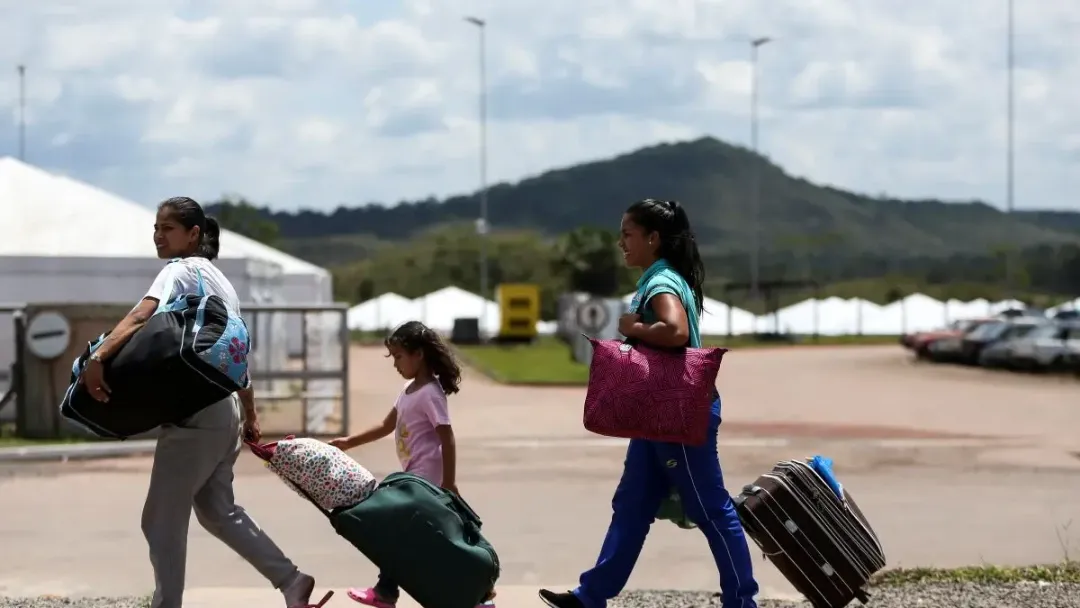Goiás registra 1,6 mil pedidos de regularização de venezuelanos em 2025