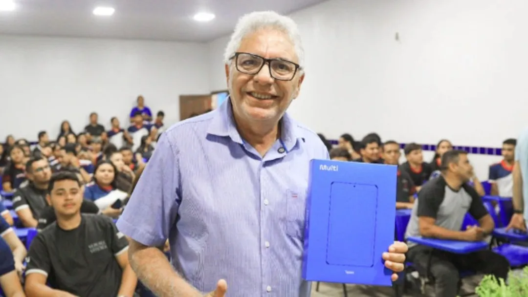 Prefeito morre após infarto durante culto em igreja
