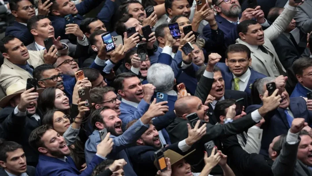 Congresso derruba veto de Lula sobre dosimetria