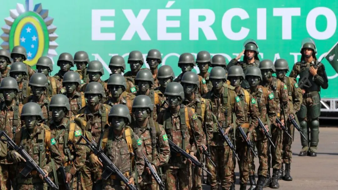 Exército prende militares condenados pelo STF por trama golpista