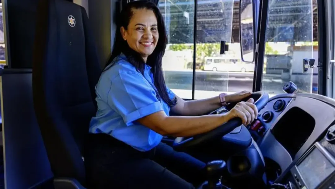 Transporte coletivo de Goiânia abre vagas de emprego; veja salários
