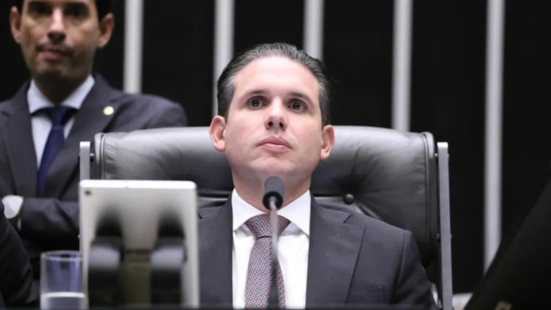 Câmara avança em PEC do fim da escala 6x1 com jornada de 40 horas