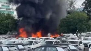 Colisão entre helicópteros provoca explosão e deixa seis mortos no Rio de Janeiro
