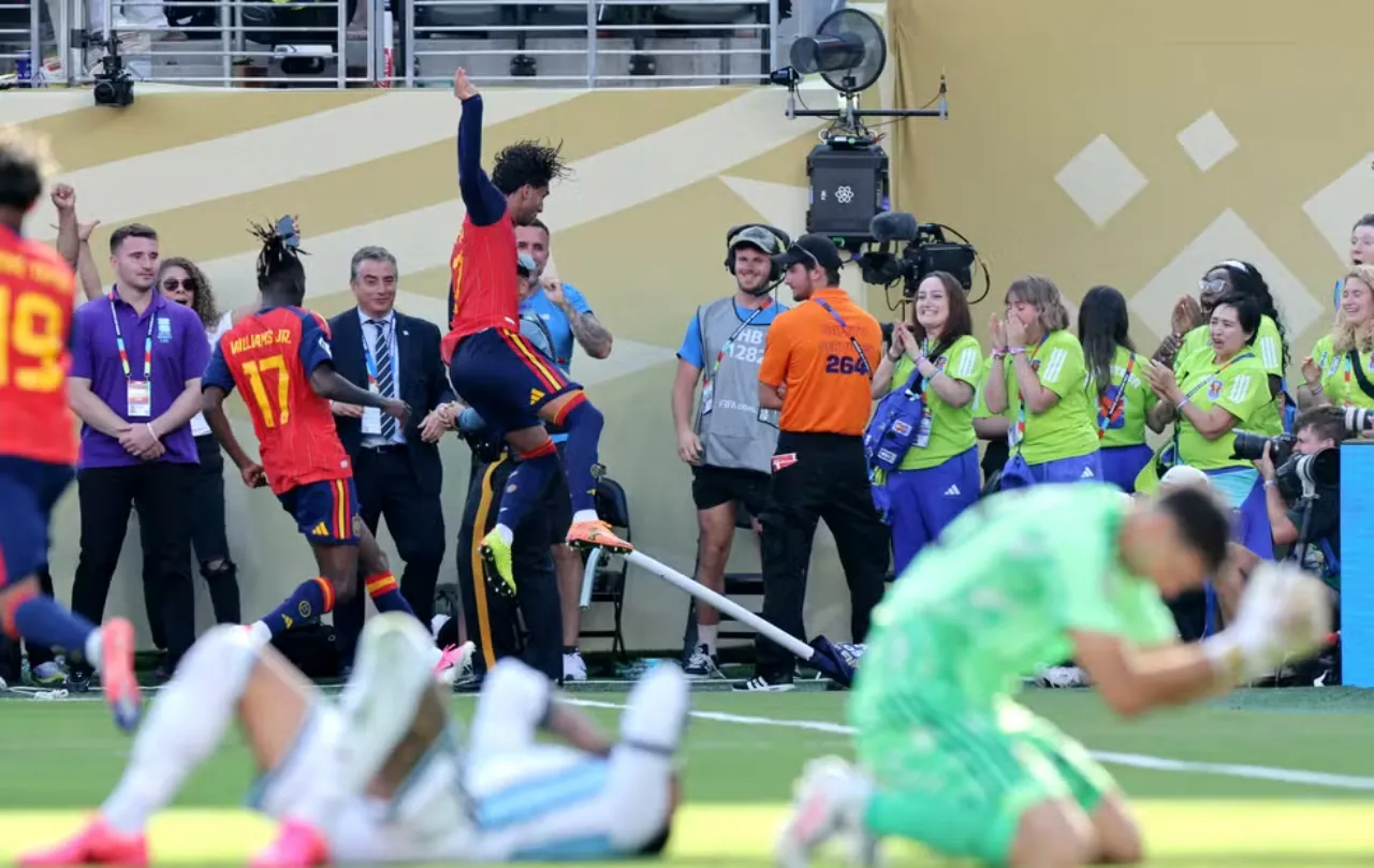 Espanha bate recorde histórico e alcança maior sequência invicta entre seleções após título mundial